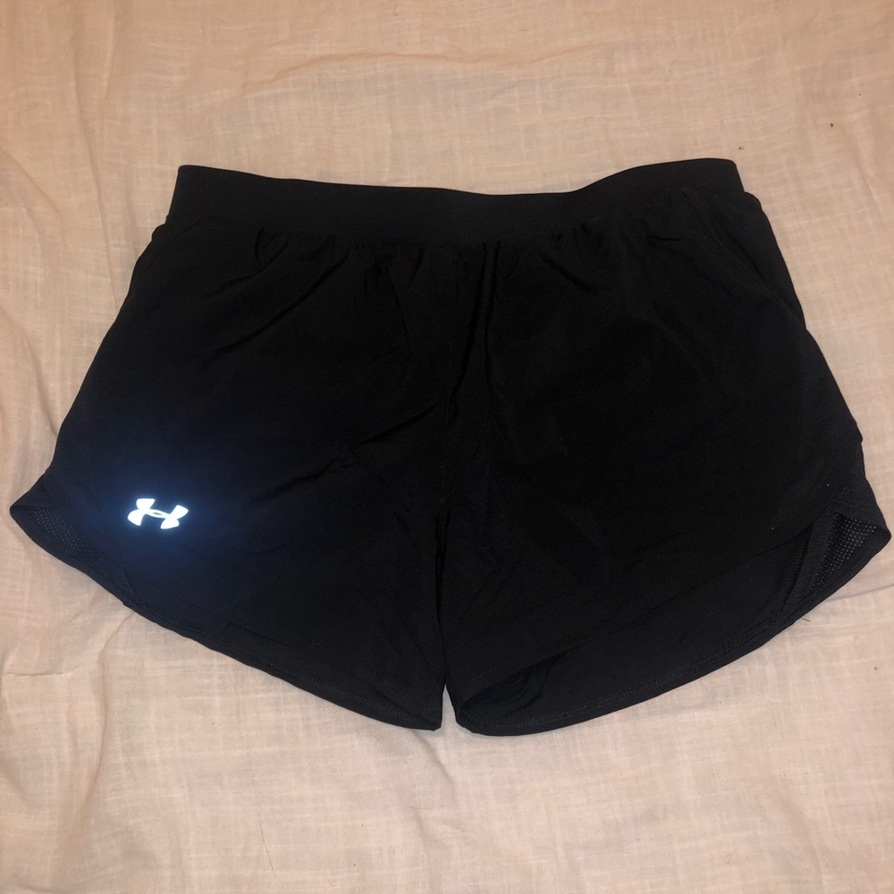 Under Armour Heatgear running shorts